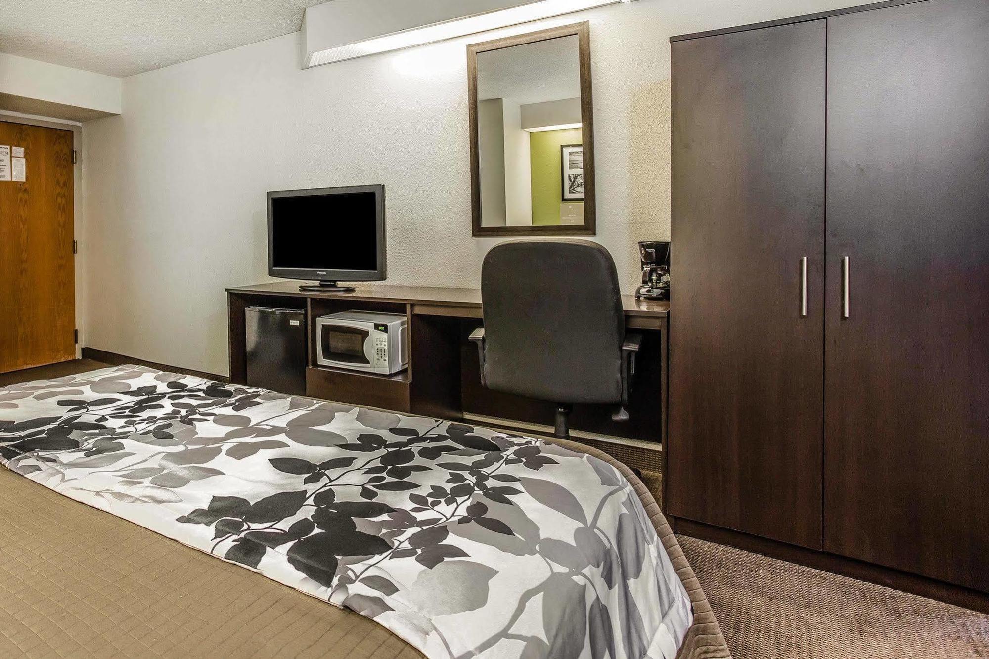 Sleep Inn At Greenville Convention Center Bagian luar foto
