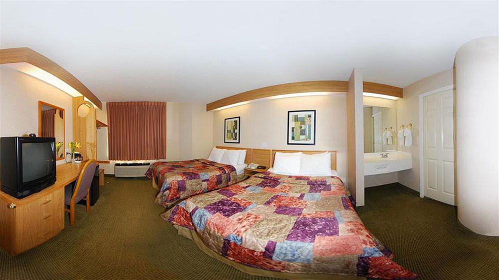 Sleep Inn At Greenville Convention Center Bagian luar foto
